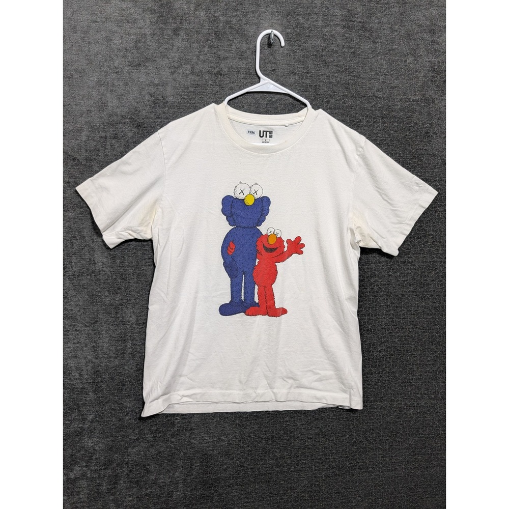 Uniqlo UT KAWS Sesame Street Elmo Companion T-Shirt White Large 1996